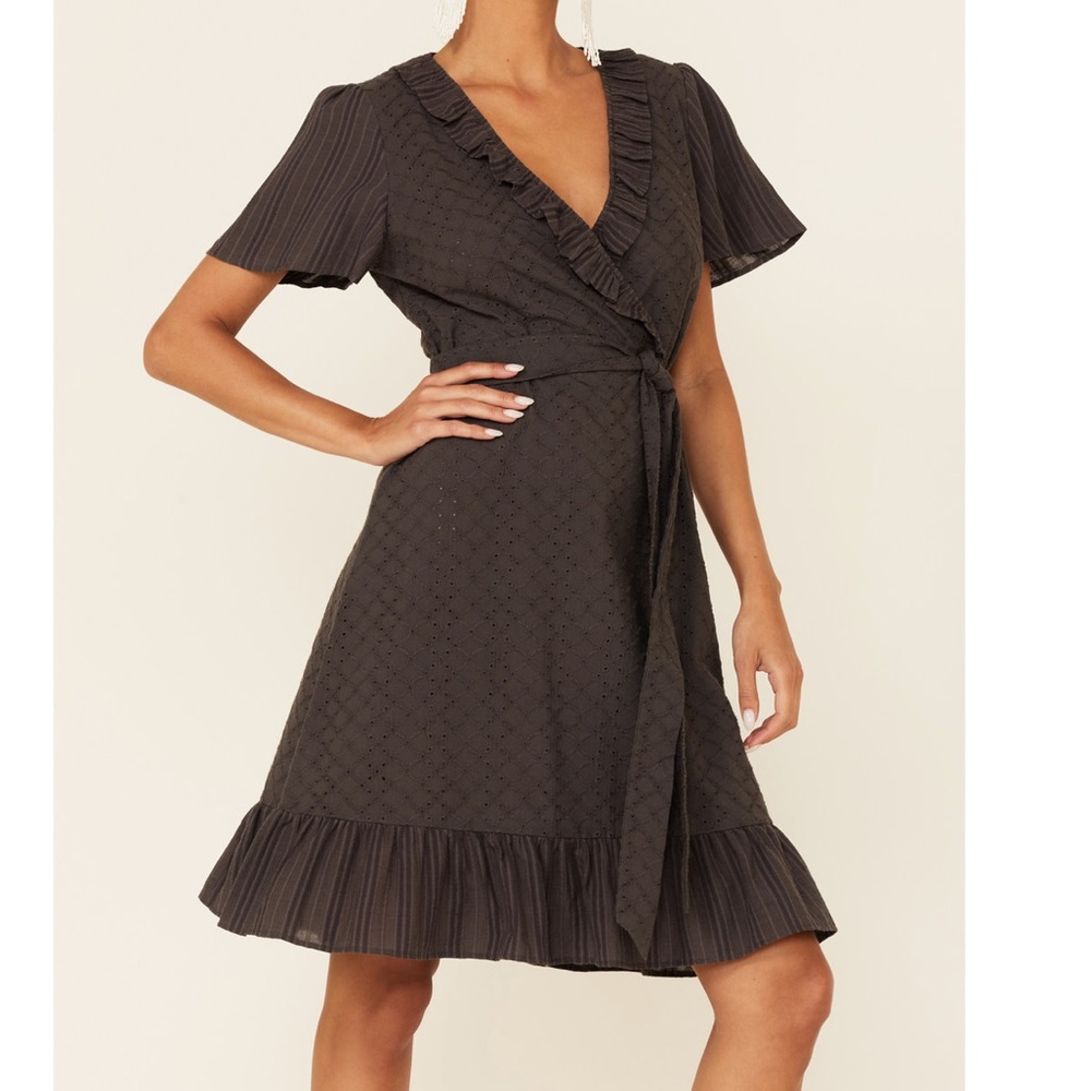 EYELET LACE RUFFLE SURPLICE DRESS Grey Womens Large by Very J - Picture 2 of 5